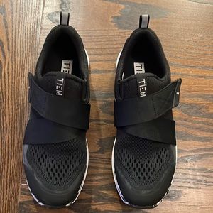 TIEM slipstream cycling shoes with SPD cleats. Great condition! Size 7.5